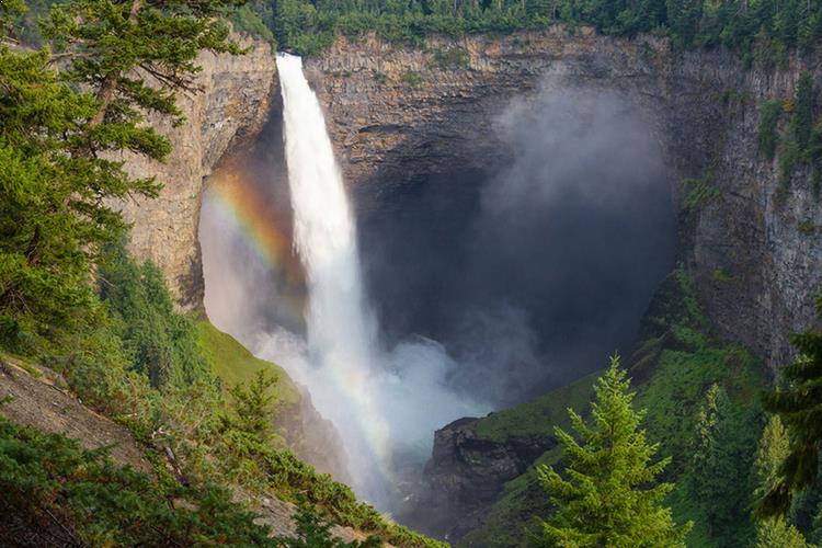 Helmcken Falls