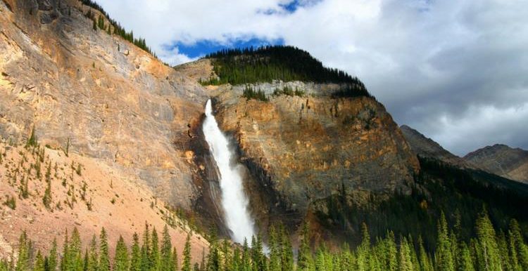 Takakkaw Falls