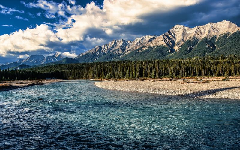 Canada in November Weather Guide, Places to Visit & Travel Tips